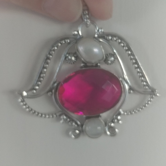 Pearl, Peach Quartz and Moonshine pendant - Picture 5 of 5